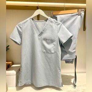 FIGS Dusty Blue 🌊 Catarina XXS One Pocket Scrub Top